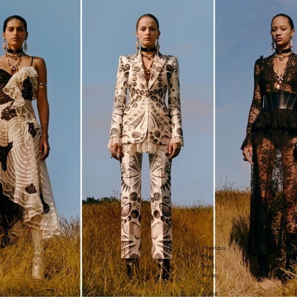 Alexander McQueen 💕Cabinet of Shells Print Kickabout Trousers Pants 44 US 8